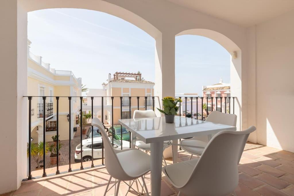 Acogedora Casa 37 Aloha Pueblo Apartment Marbella